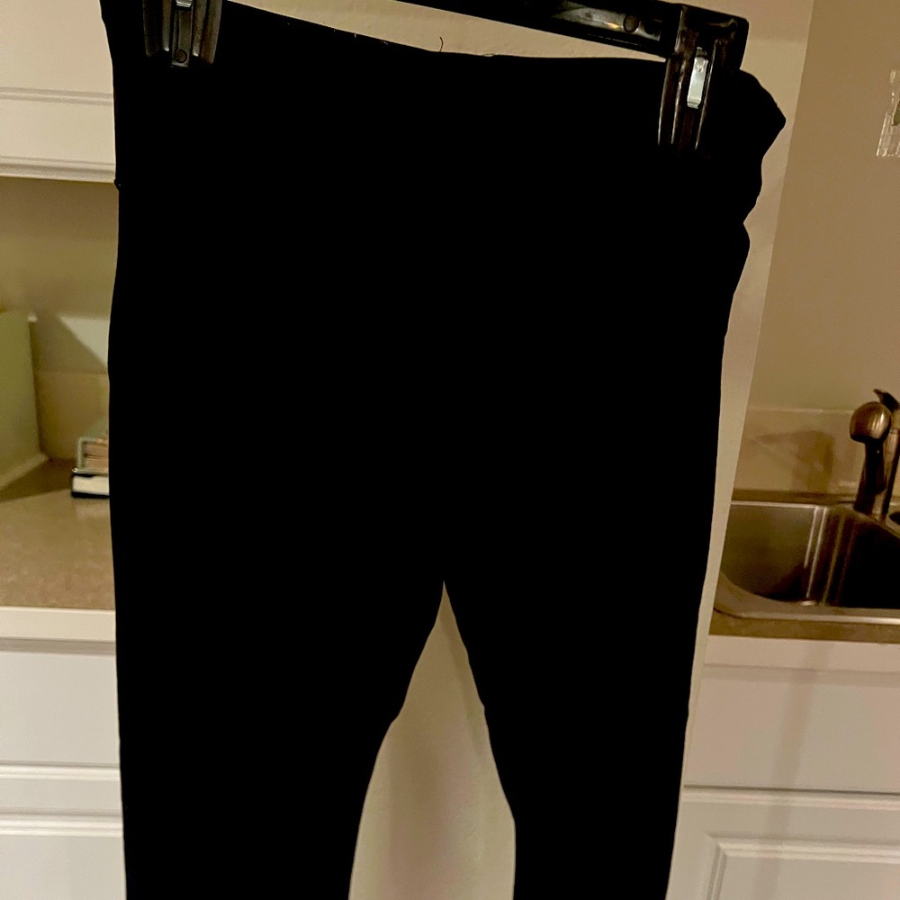 Lululemon black leggings size 6
